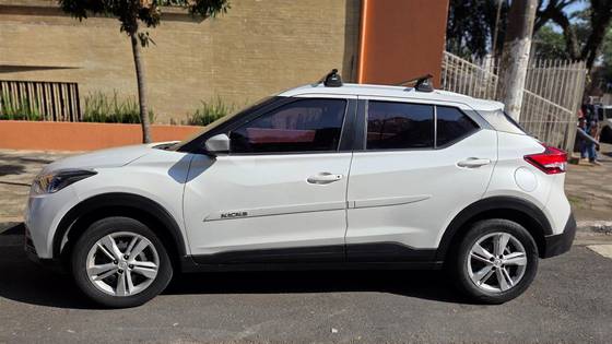 NISSAN KICKS 1.6 16V FLEXSTART S DIRECT 4P XTRONIC